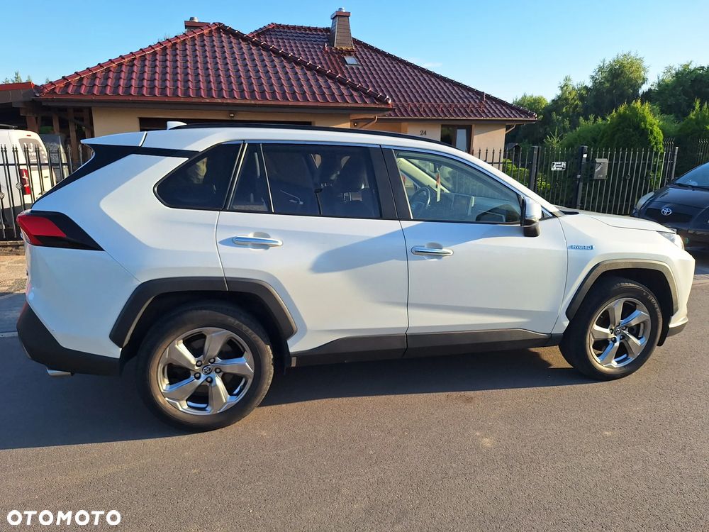Toyota RAV4 - 7