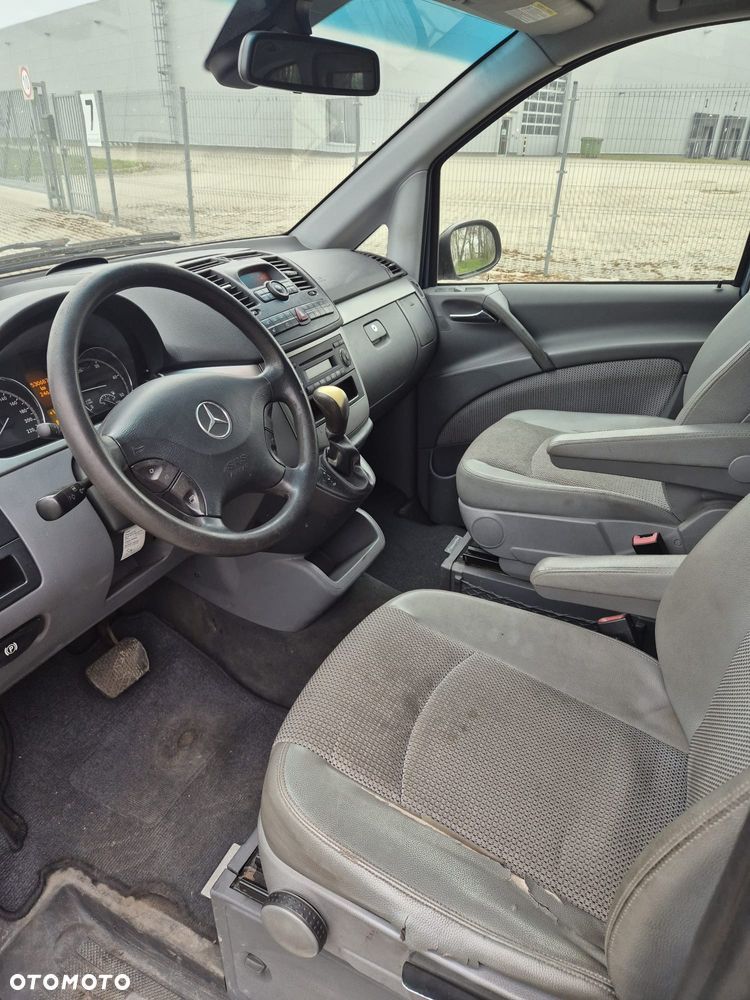 Mercedes-Benz Viano - 11