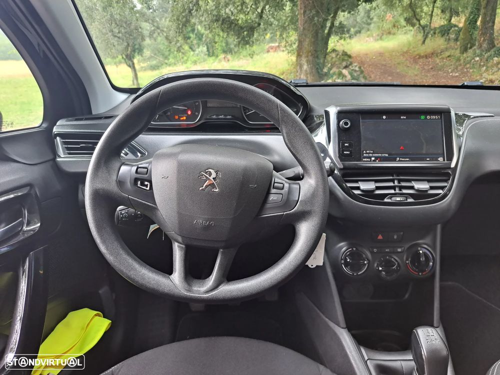 Peugeot 208 BlueHDi 100 Active Pack - 16