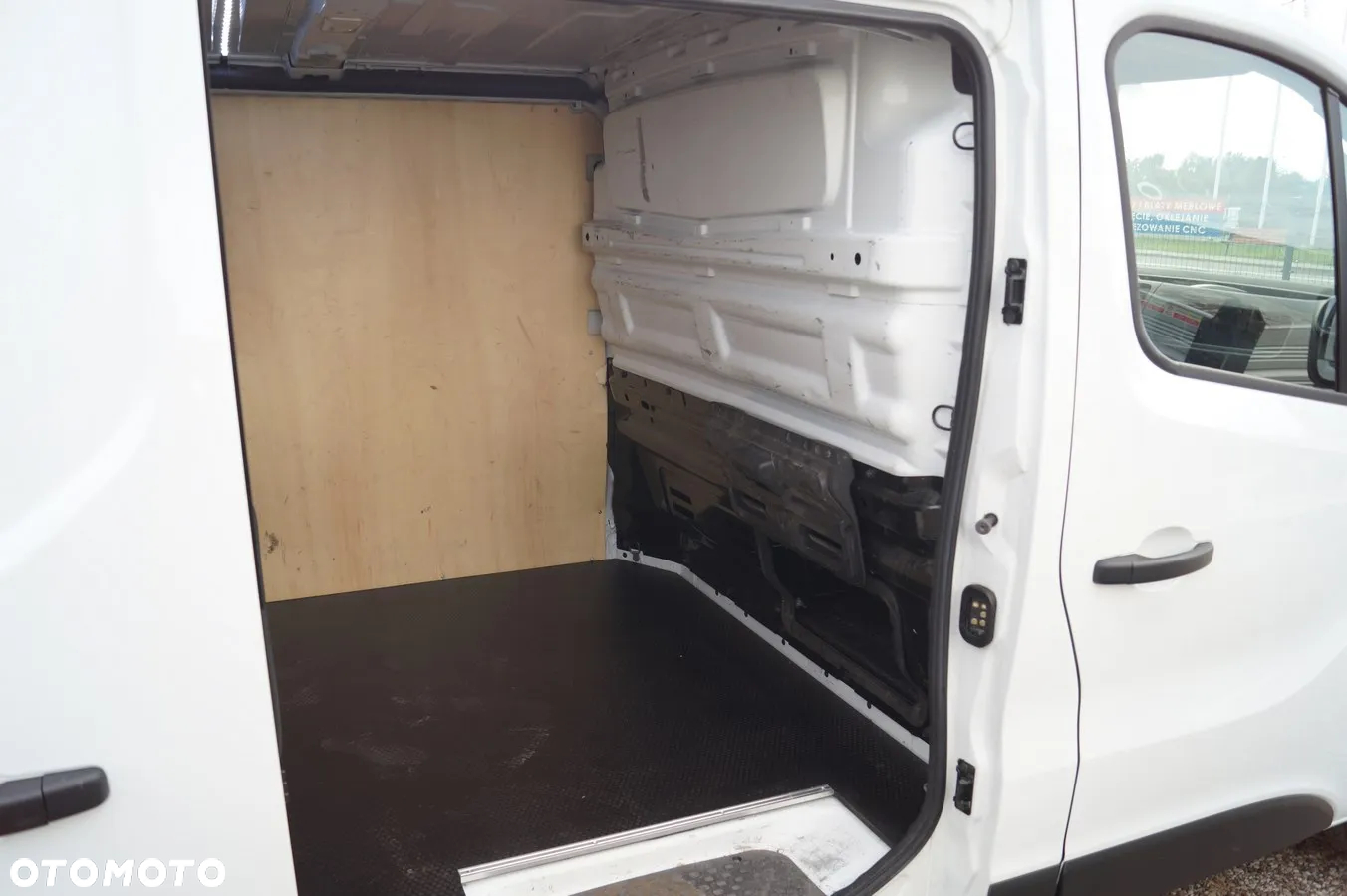 Renault Trafic - 28
