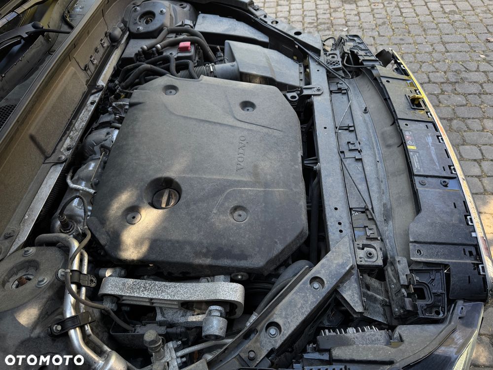 Volvo XC 60 D4 AWD Momentum - 10