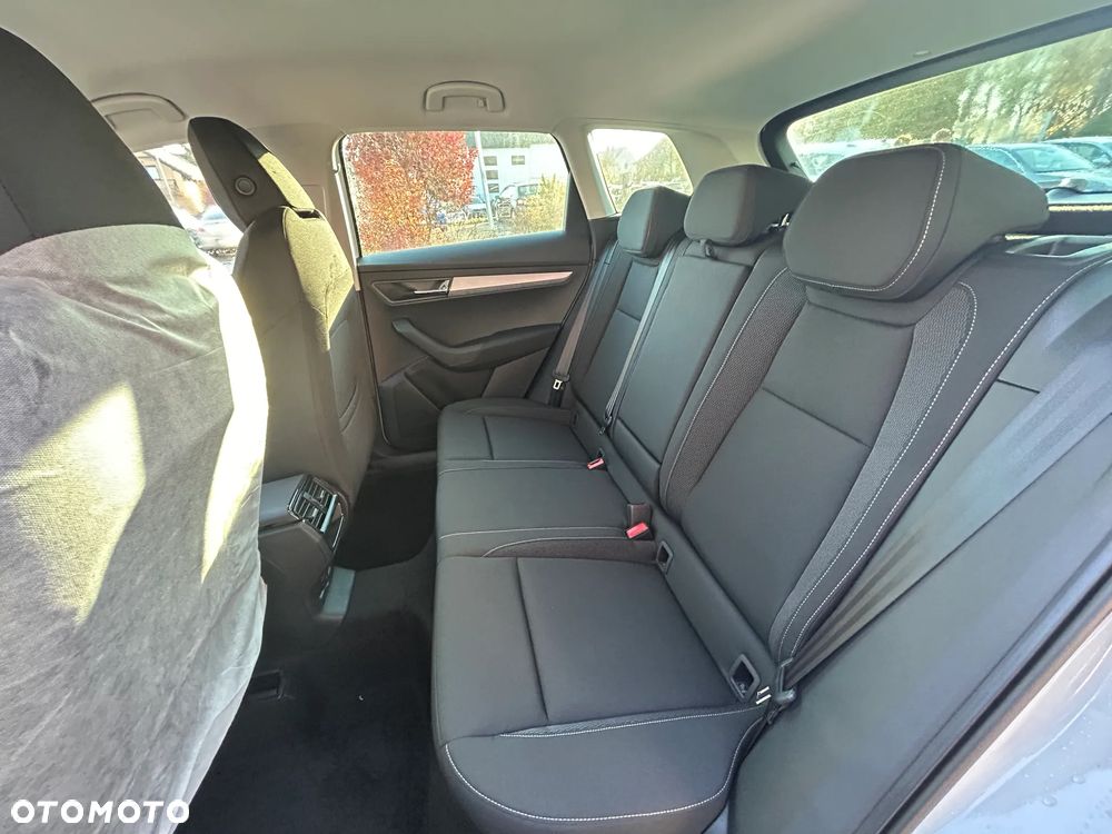 Skoda Karoq 1.5 TSI ACT Edition 130 - 10