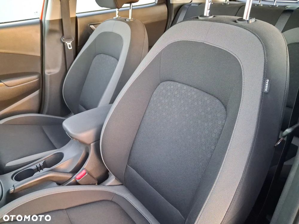 Hyundai Kona 1.6 T-GDI DCT Trend - 11