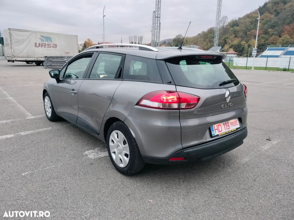 Renault Clio - 17
