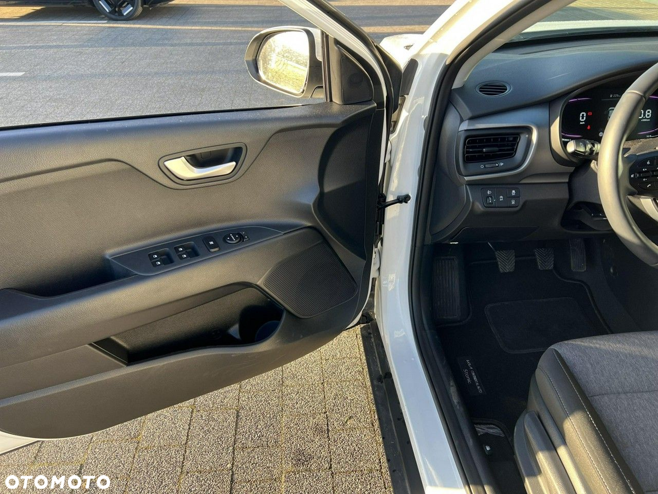 Kia Stonic - 10