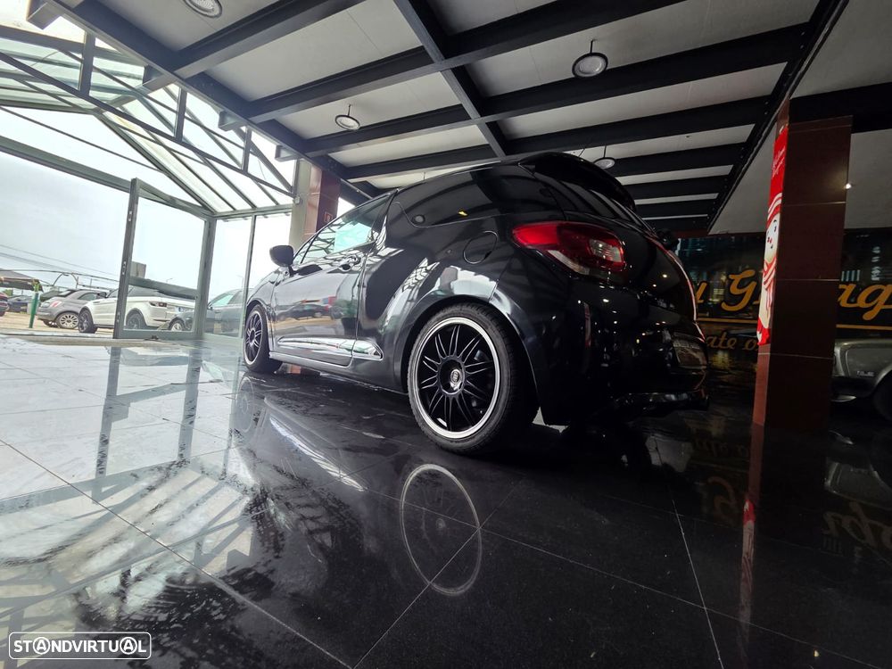 Citroën DS3 1.6 THP Sport Chic - 4
