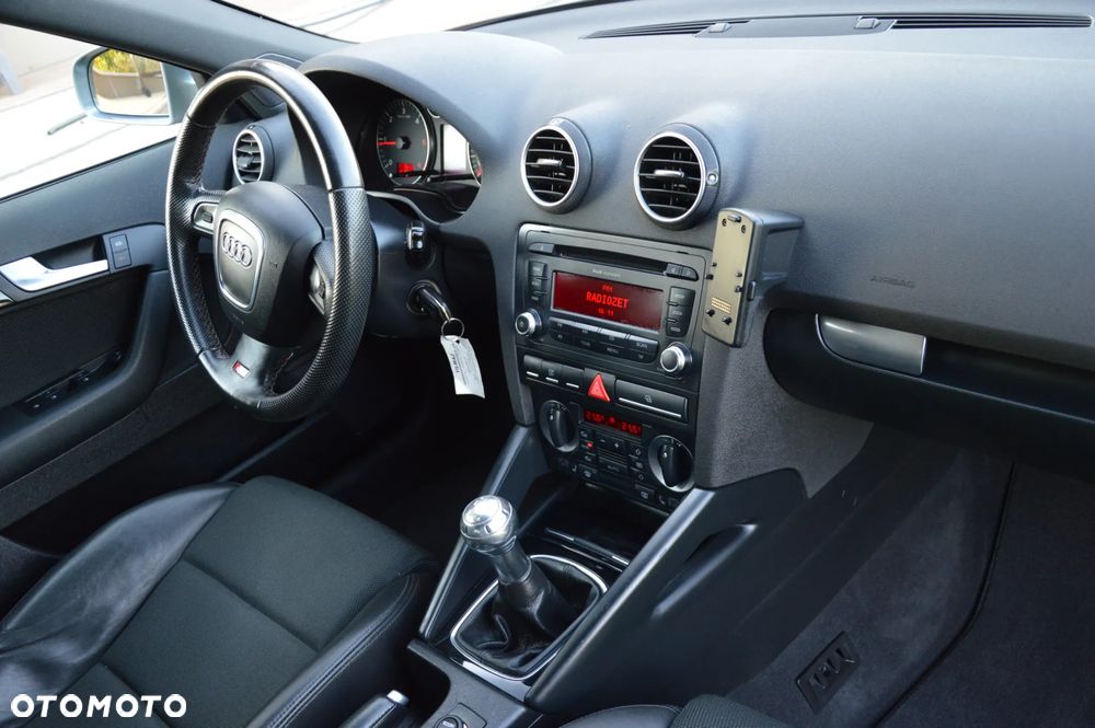 Audi A3 Sportback 2.0 TDI DPF S line Sportpaket plus - 22