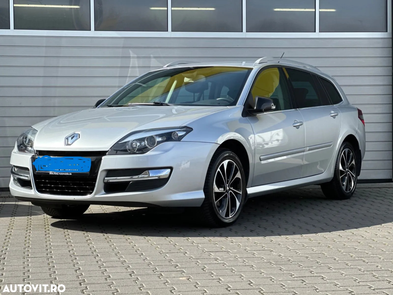 Renault Laguna Grandtour dCi 110 FAP EDC Bose Edition - 4