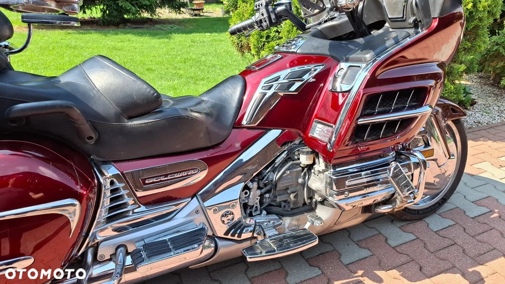 Honda GL - 12