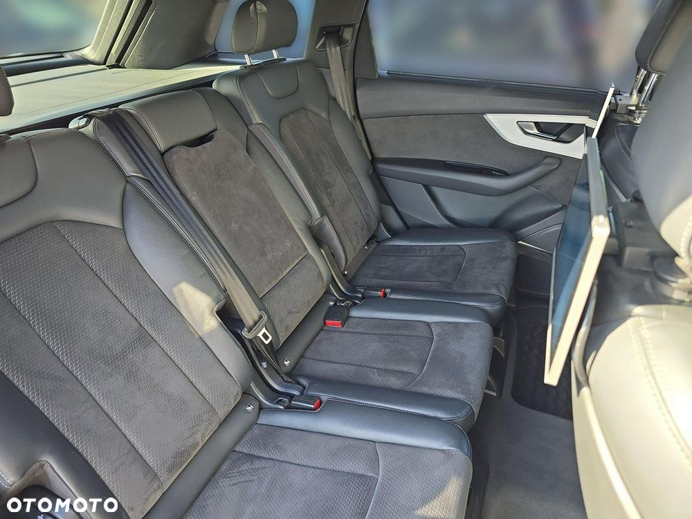 Audi Q7 50 TDI Quattro Tiptronic - 11