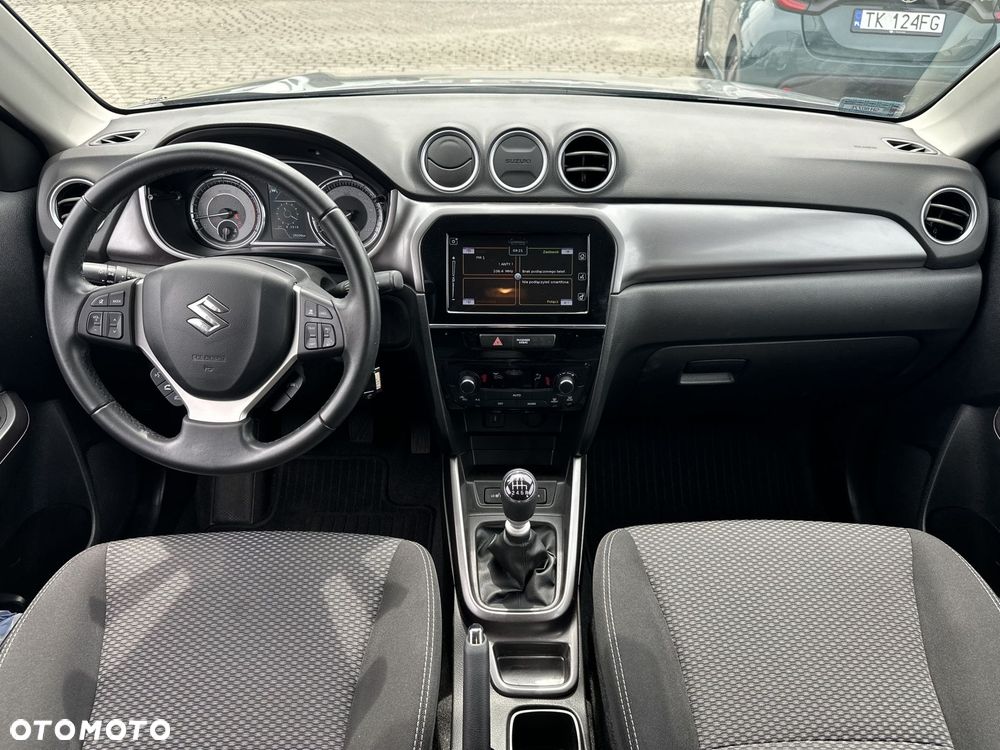 Suzuki Vitara - 11