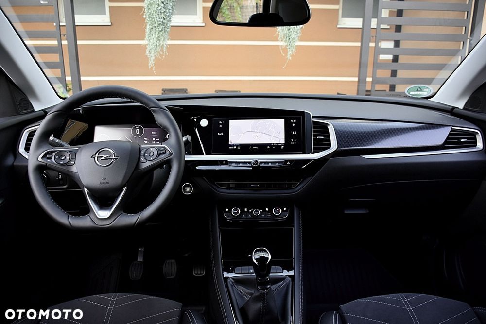 Opel Grandland X 1.2 Start/Stop Business Elegance - 20