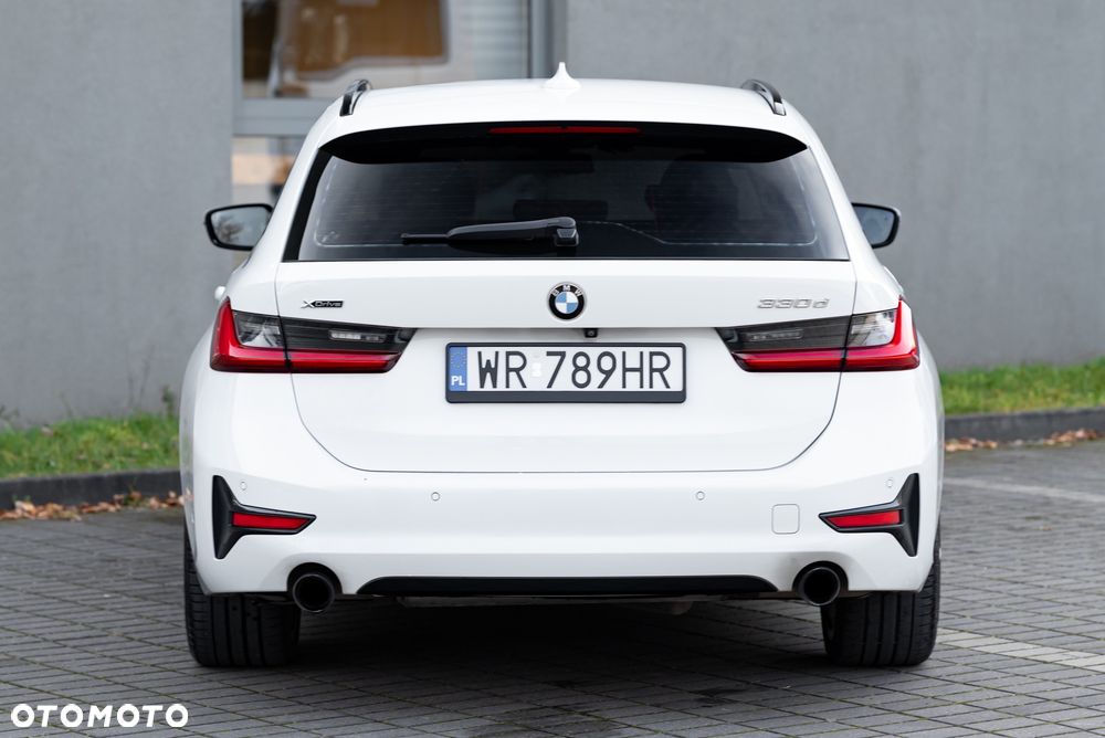BMW Seria 3 330d xDrive - 8