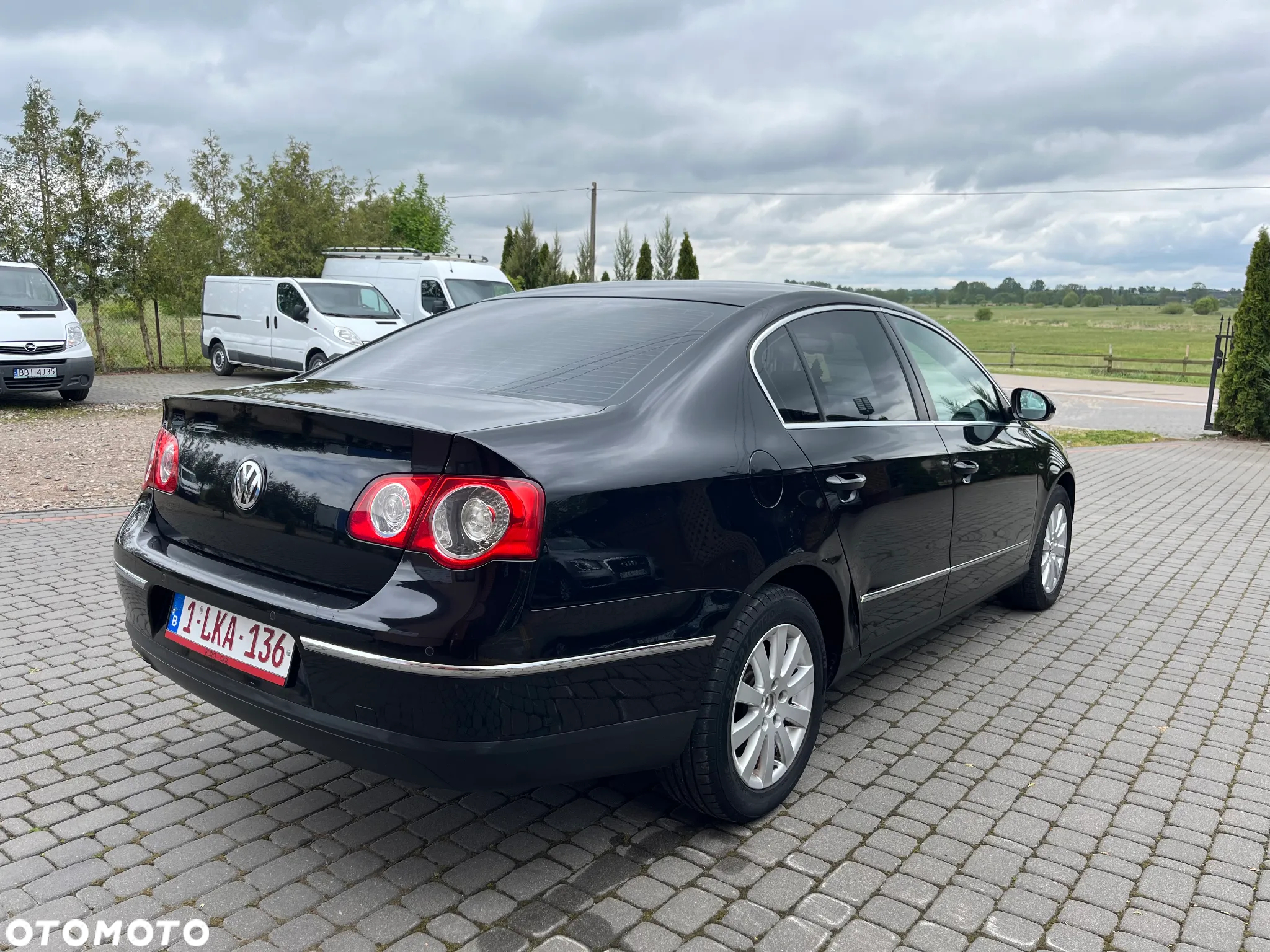 Volkswagen Passat 1.9 TDI Comfortline - 4