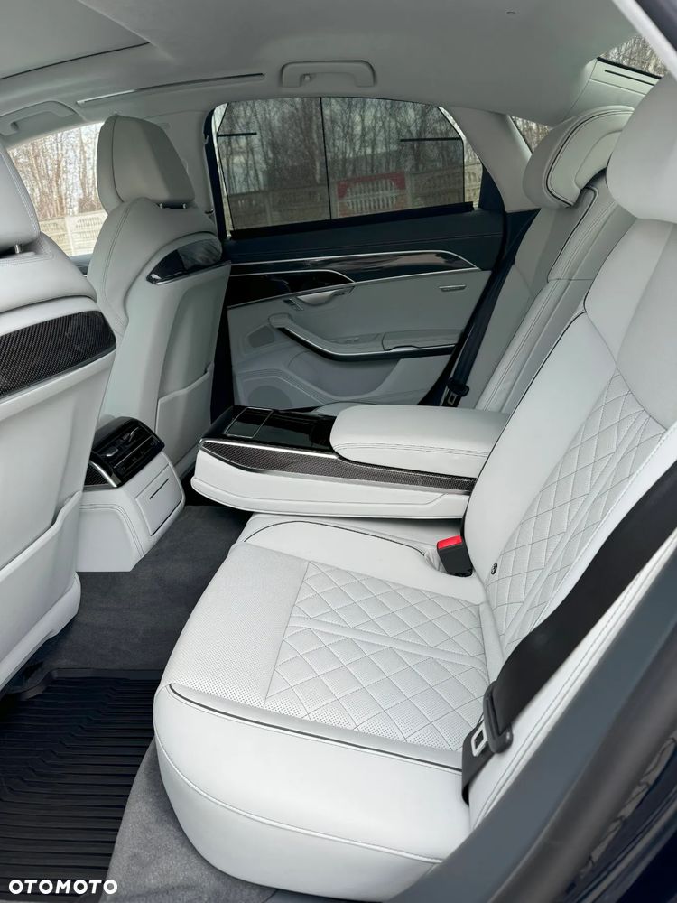 Audi S8 - 21