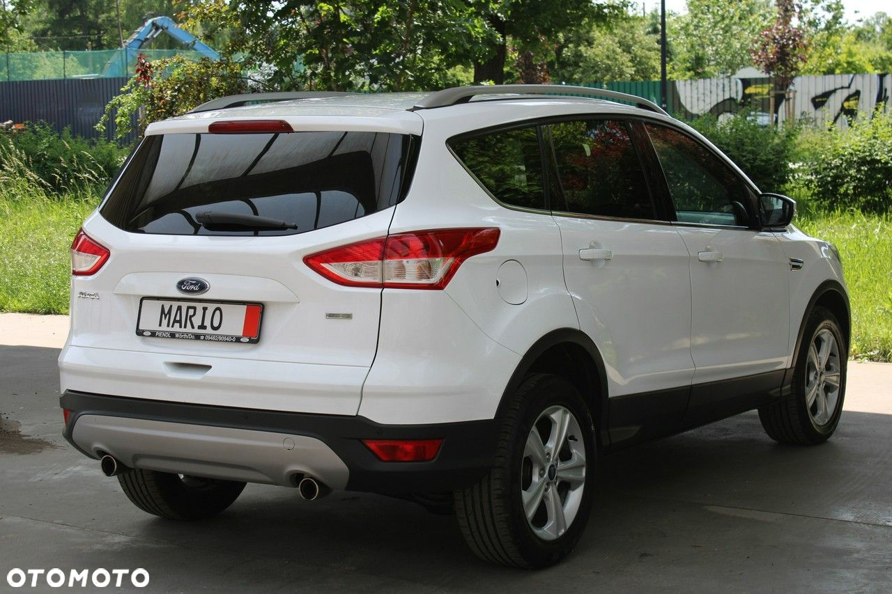 Ford Kuga 1.5 EcoBoost 2x4 Titanium - 6