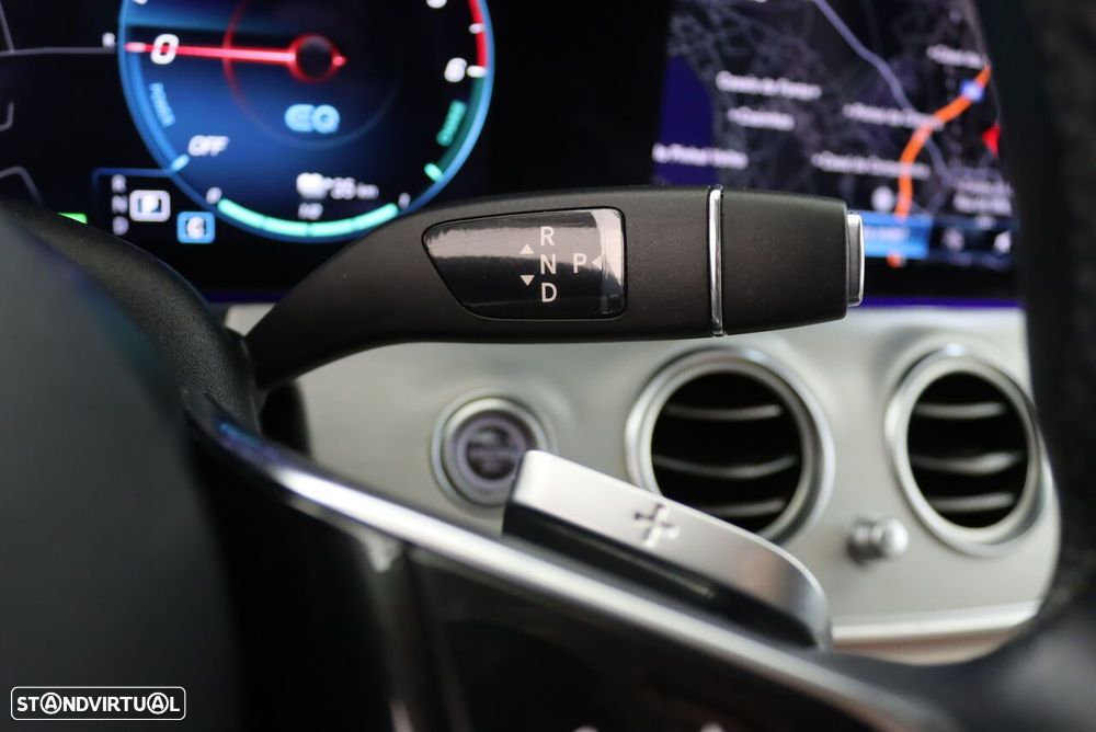 Mercedes-Benz E 300 de Avantgarde - 14