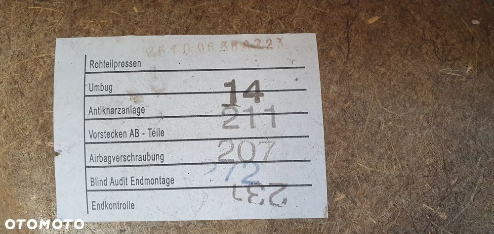 Boczek tapicerka prawy przód przednia prawa BMW 5 E60 E61 - 7