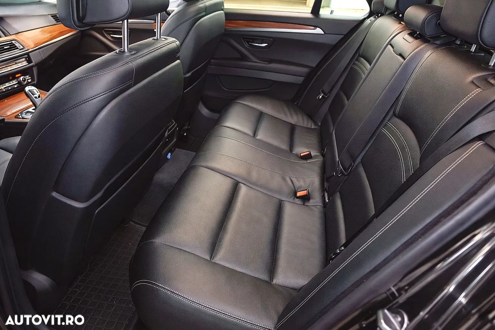 BMW Seria 5 520d Aut. Luxury Line - 6