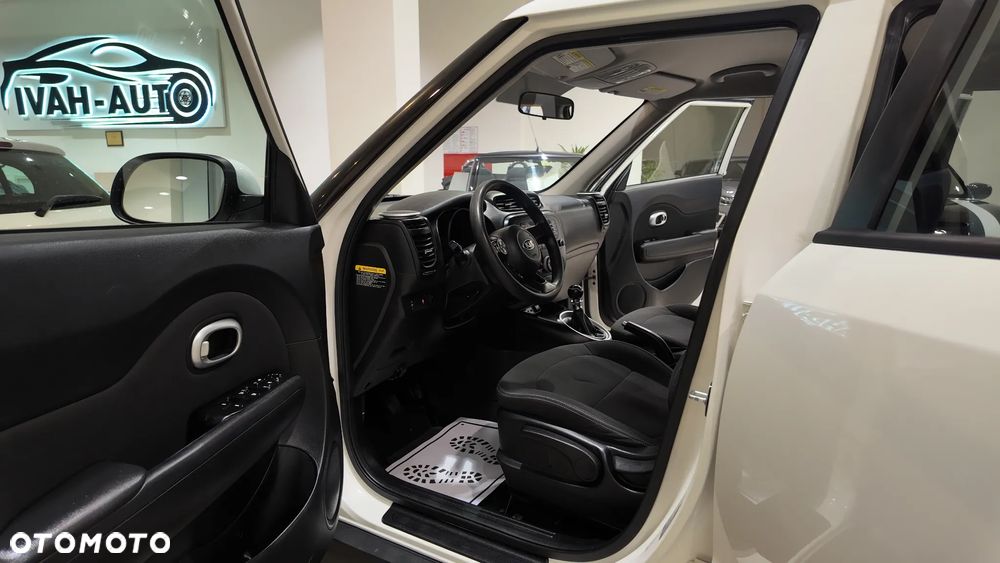 Kia Soul 1.6 GDI L - 23