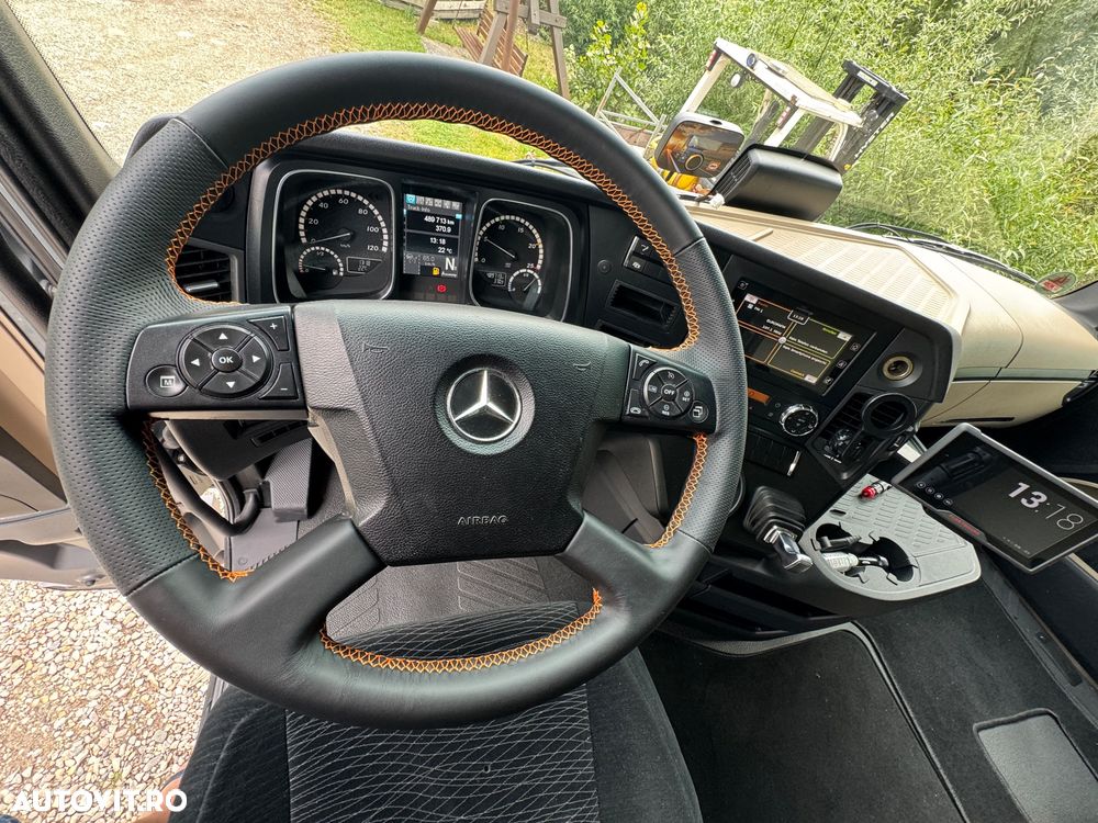 Mercedes-Benz Actros - 5