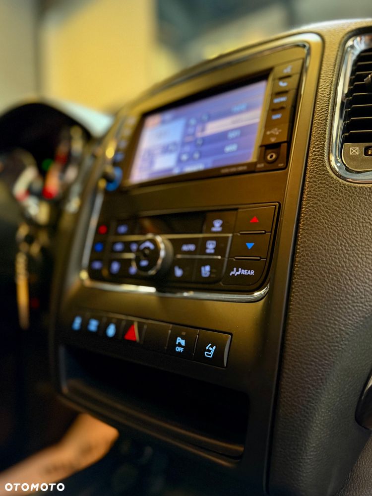 Dodge Durango 5.7 HEMI - 29