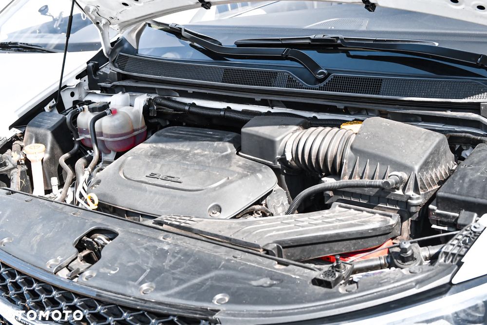 Chrysler Pacifica - 35