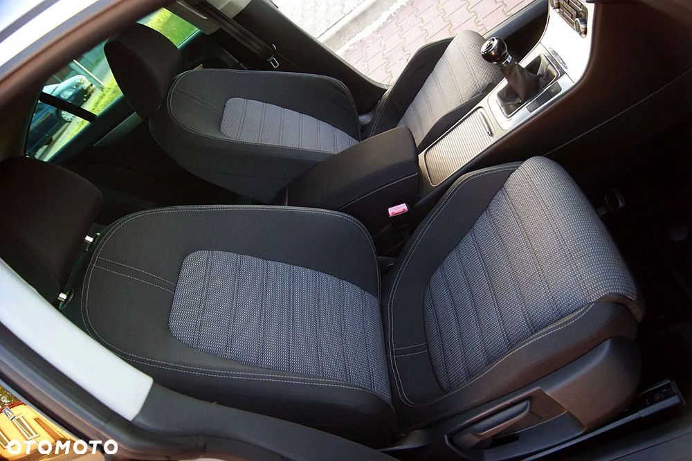 Volkswagen Passat CC 1.8 TSI - 35