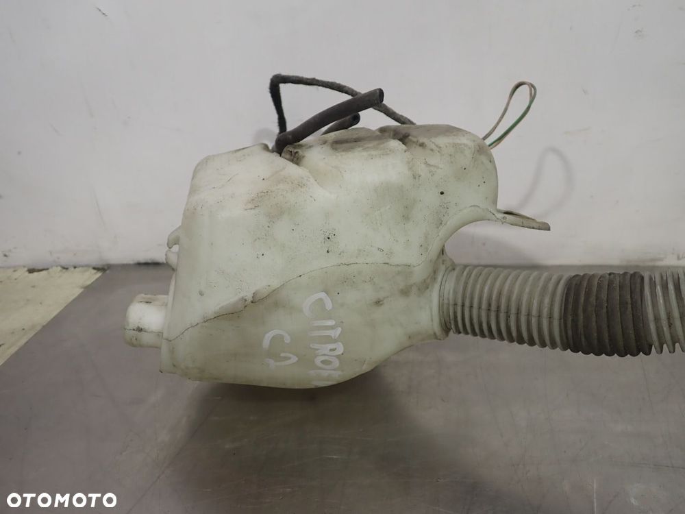 ZBIORNICZEK SPRYSKIWACZY CITROEN C2 - 3