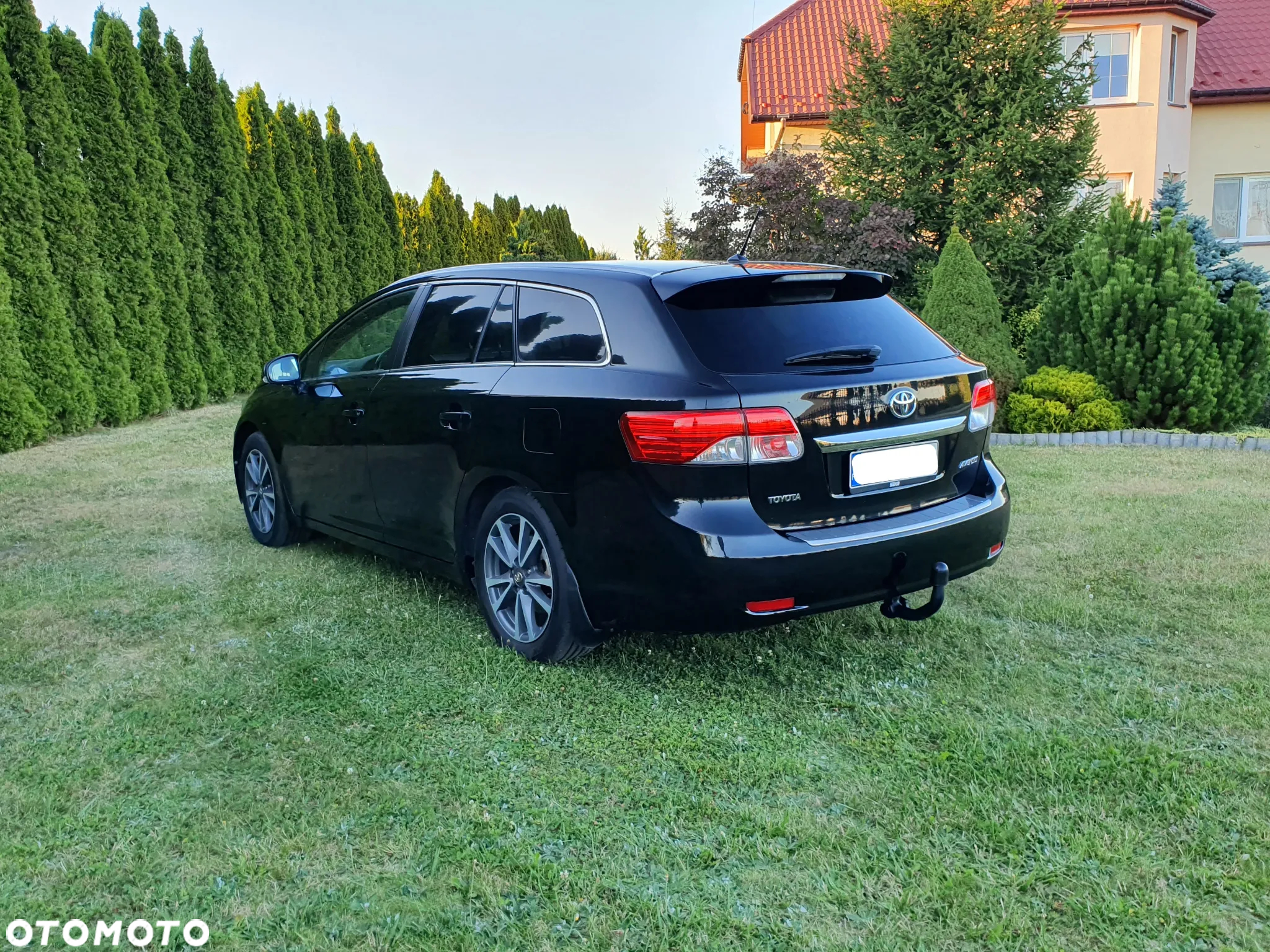 Toyota Avensis Combi 1.8 Multidrive S Executive - 4