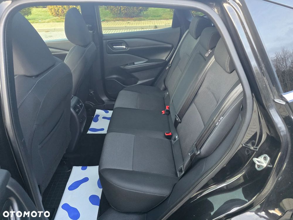 Nissan Qashqai 1.3 DIG-T MHEV N-Connecta - 24