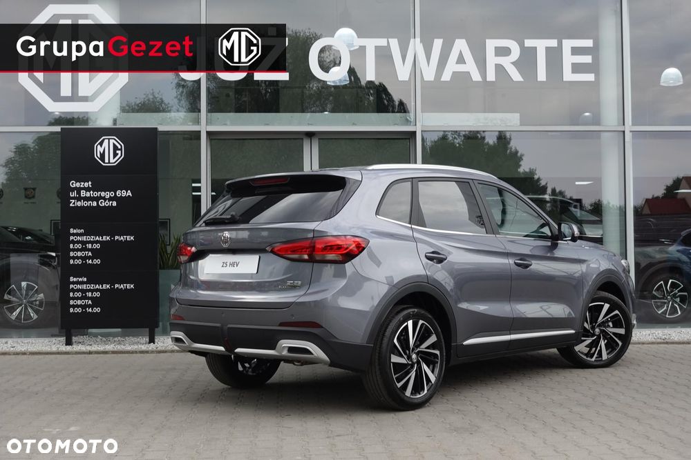 MG ZS - 4