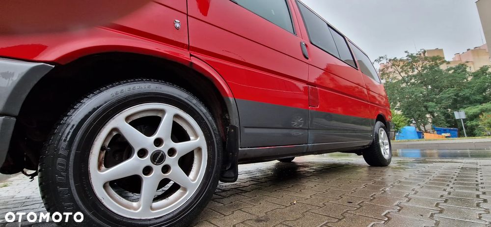 Volkswagen Multivan - 8
