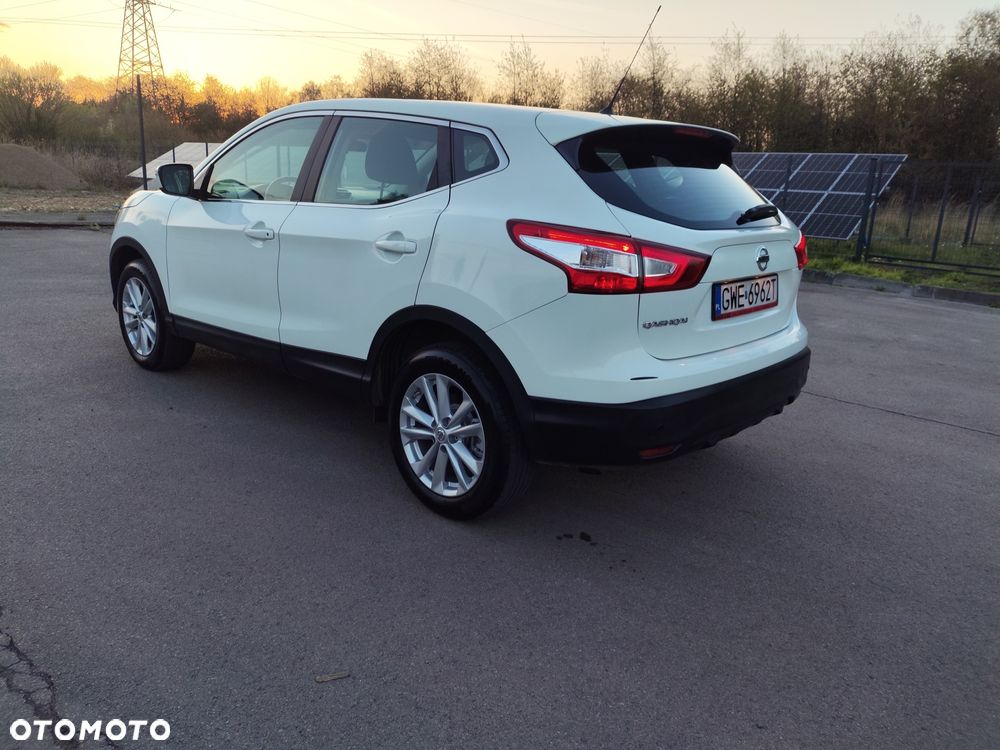 Nissan Qashqai 1.2 DIG-T Acenta EU6 - 3