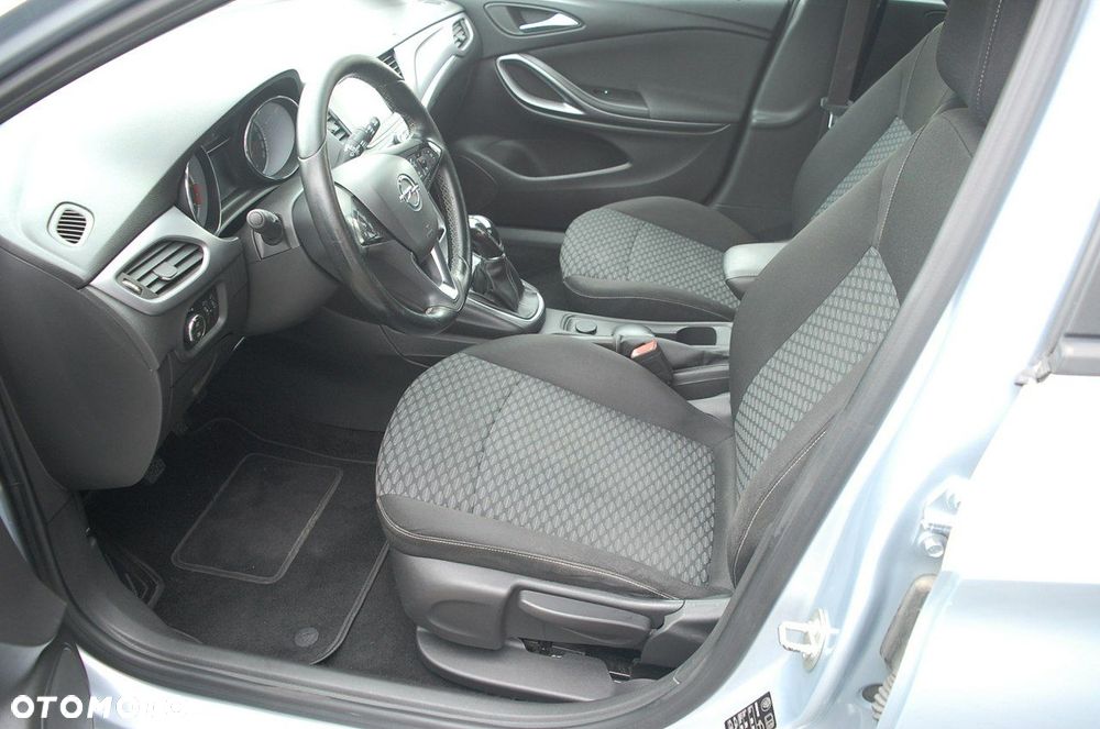Opel Astra - 5