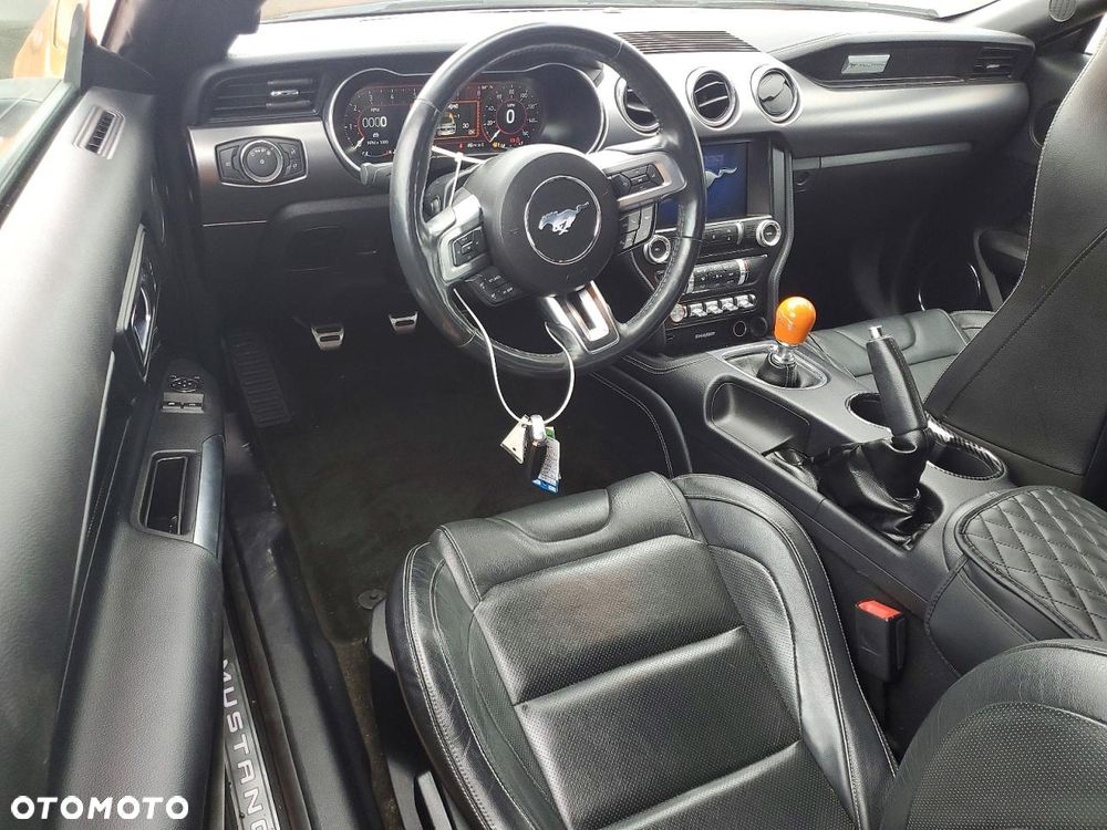 Ford Mustang 5.0 V8 GT - 9