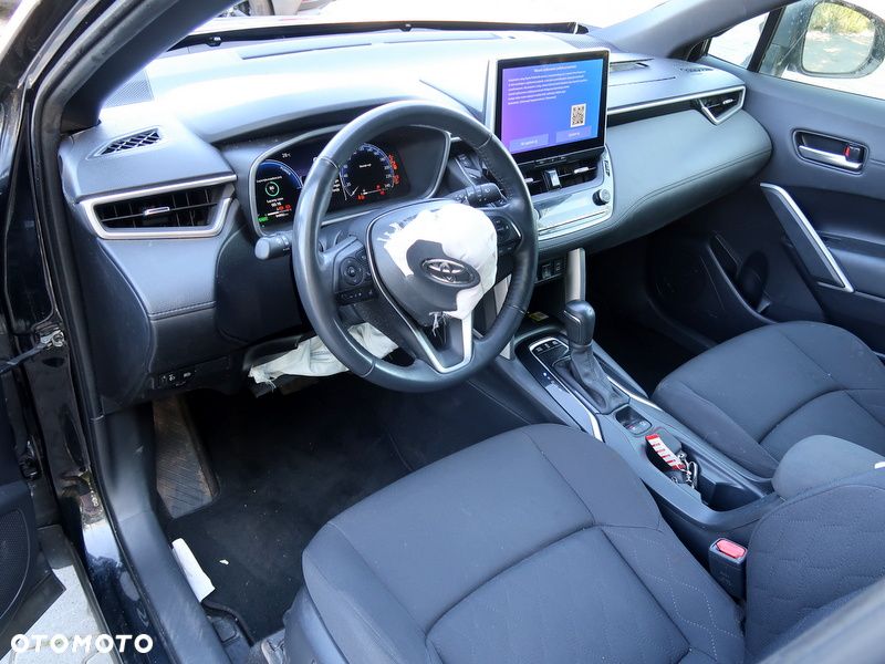 Toyota Corolla Cross 2.0 Hybrid Comfort - 12
