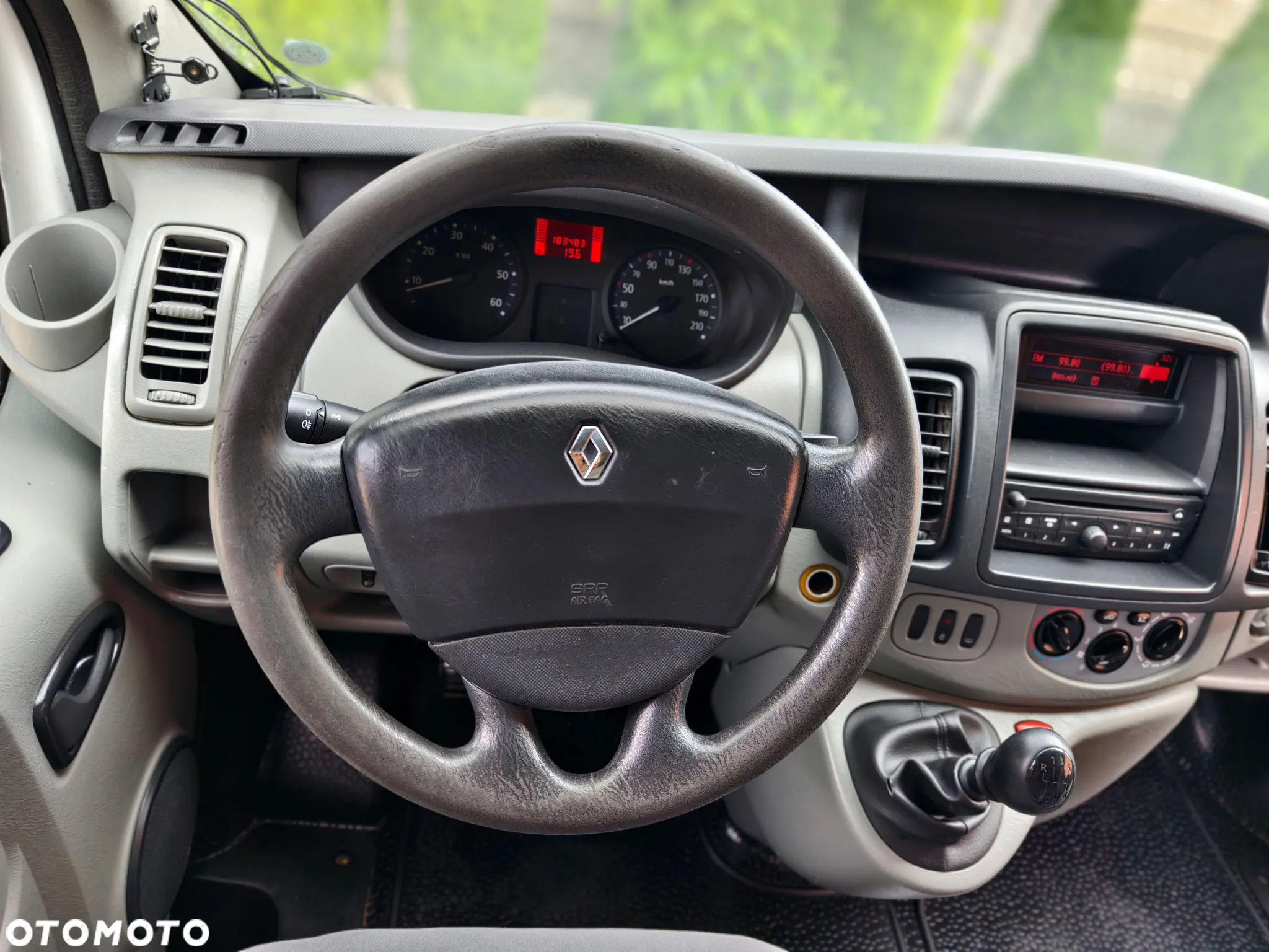 Renault Trafic - 8