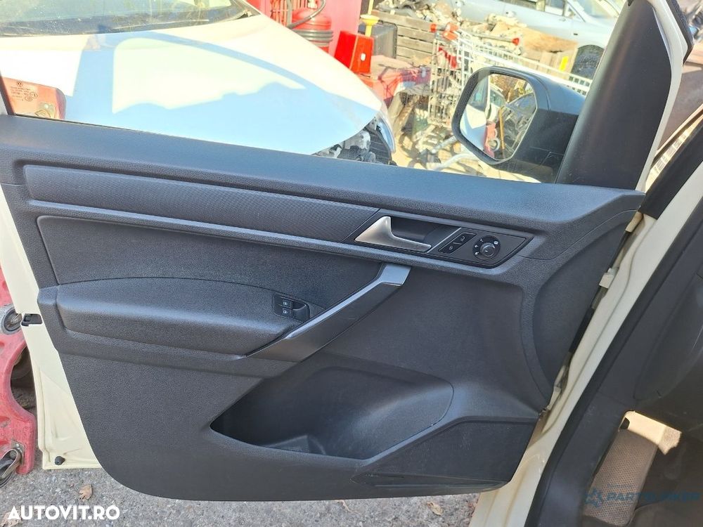 Tapiterie panou portiera fata stanga VOLKSWAGEN CADDY IV Estate SAB, SAJ 2015 - >2.0 TDI CUUD, DFSD - 2