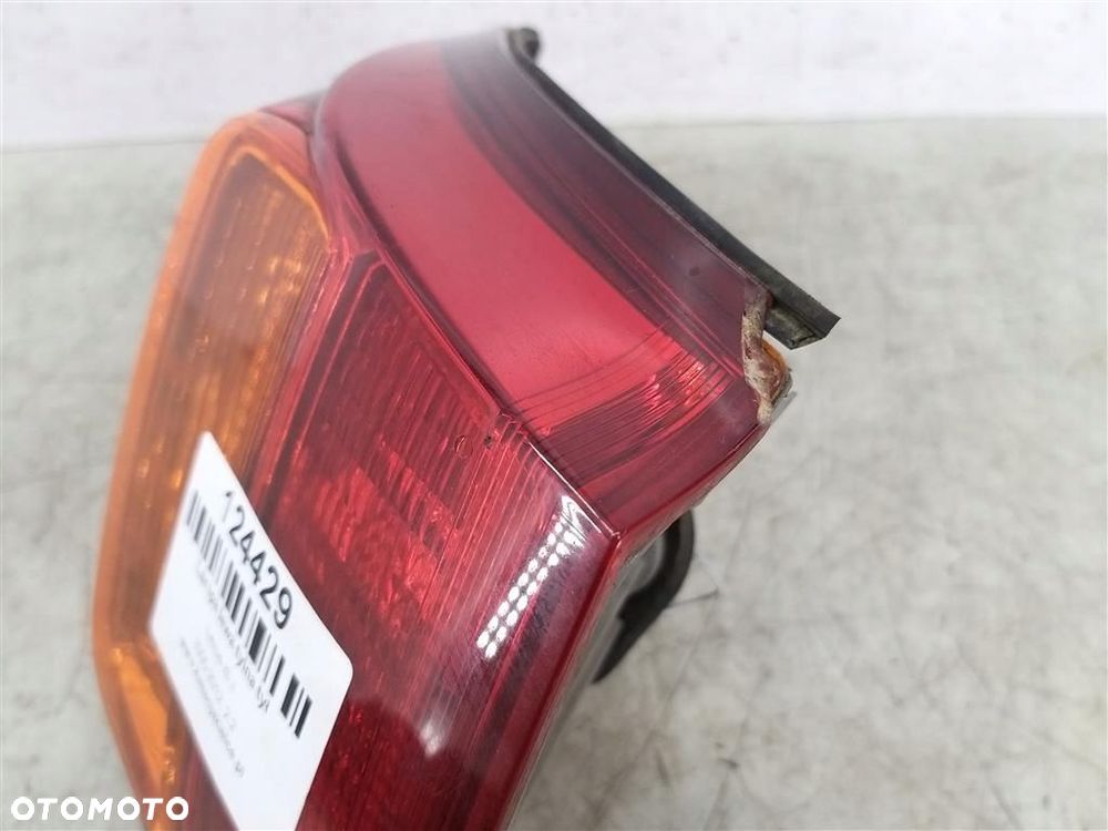 Lampa lewa tylna tył Lexus IS II PRZED LIFT SEDAN 2005-2010 - 4