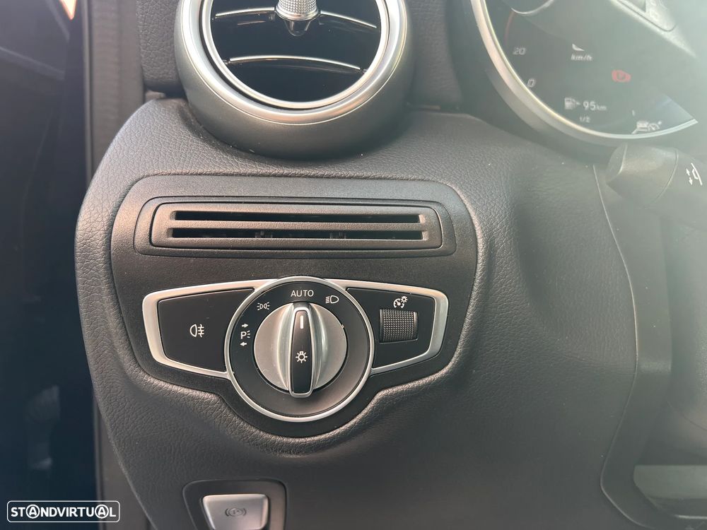 Mercedes-Benz GLC 300 de 4Matic 9G-TRONIC AMG Line - 20