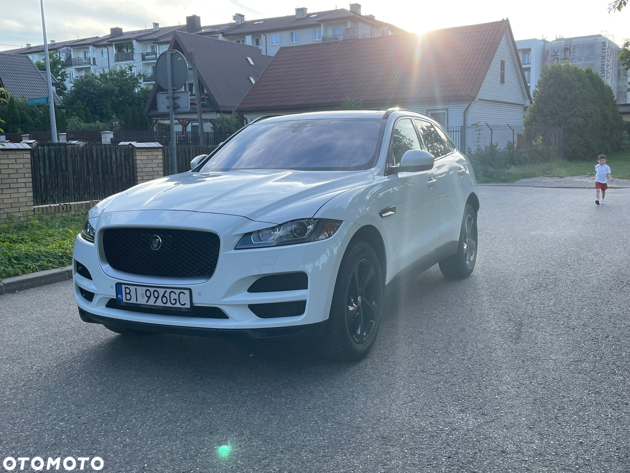 Jaguar F-Pace 2.0 i4P AWD Prestige - 9