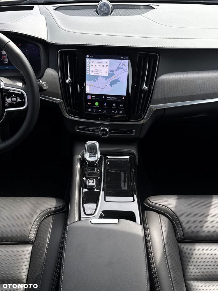Volvo V90 - 16