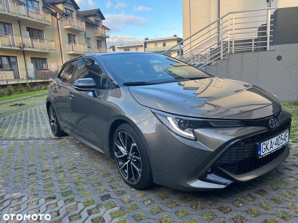 Toyota Corolla 2.0 Hybrid Executive - 25