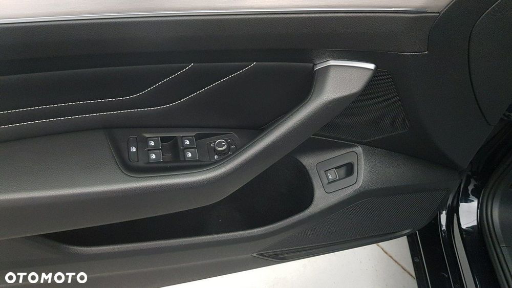 Volkswagen Passat - 19
