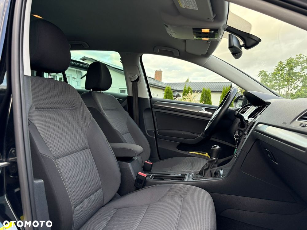 Volkswagen Golf 1.2 TSI BMT Trendline Perfectline - 4