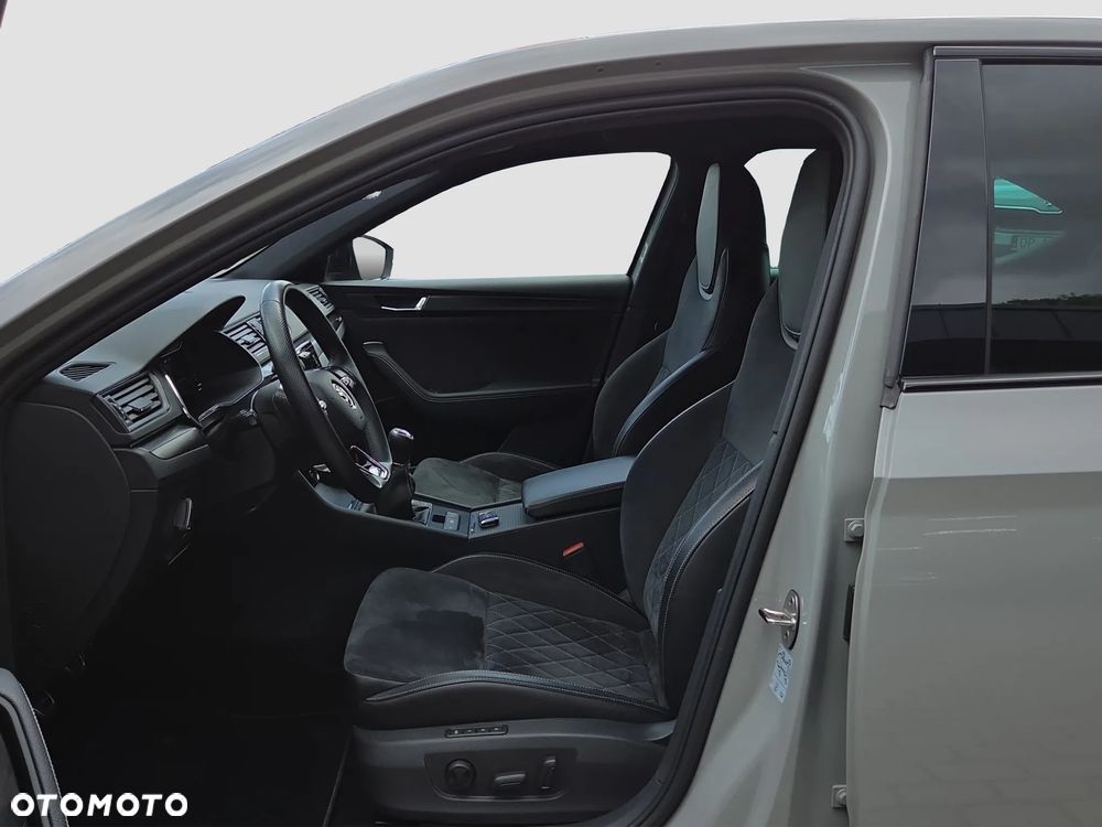 Skoda Superb 1.5 TSI Sportline - 10