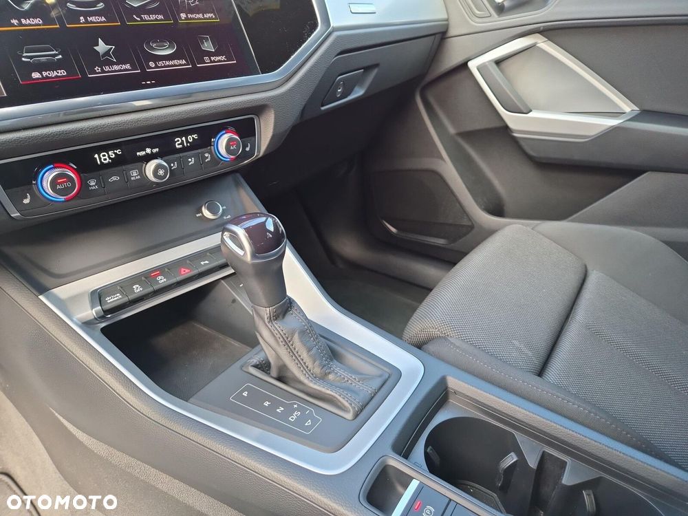 Audi Q3 Sportback - 14