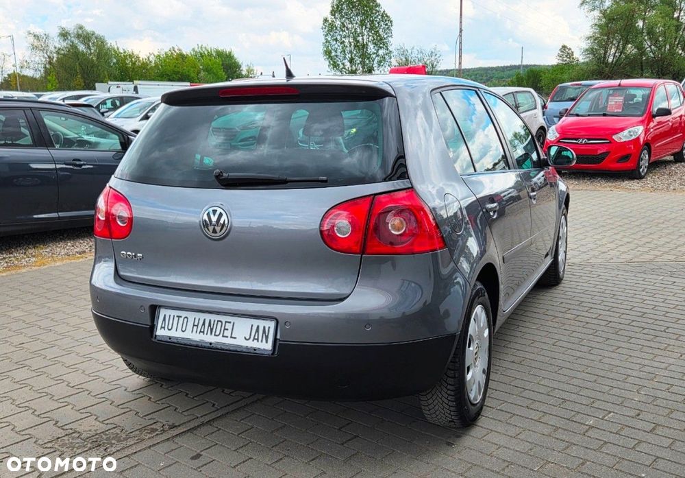 Volkswagen Golf - 4