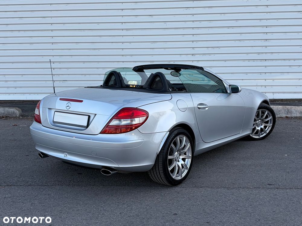 Mercedes-Benz SLK 350 7G-TRONIC - 11